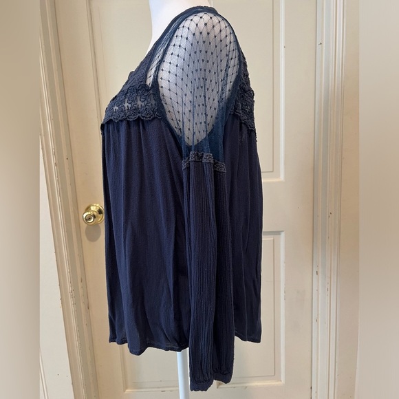 American Eagle Navy Lace Blouse Size Medium Whimsigoth Whimsy Goth - Picture 3 of 6